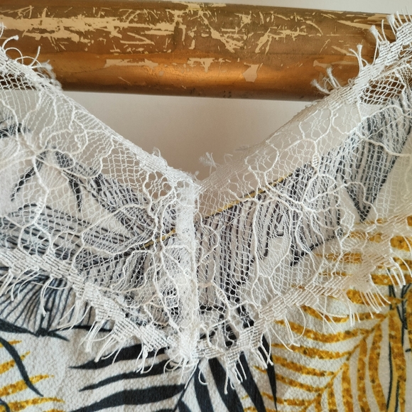 Lace Trim Boho Cami Top - Picture 6 of 14